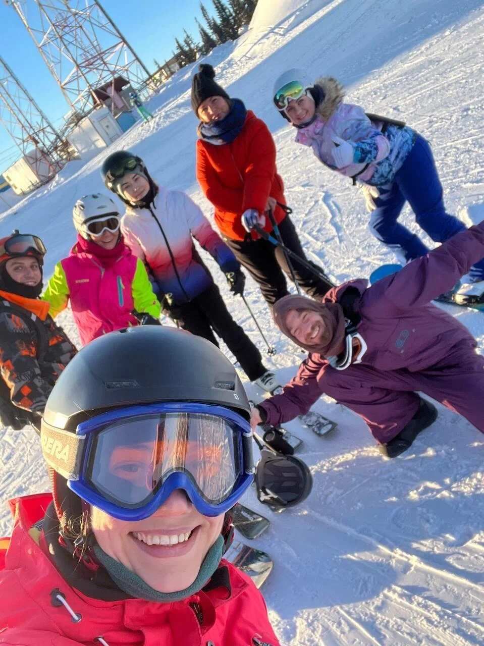 Тиндер тур в Шерегеш: в пещеры на снегоходах, фрирайд, парапланы (27/100)