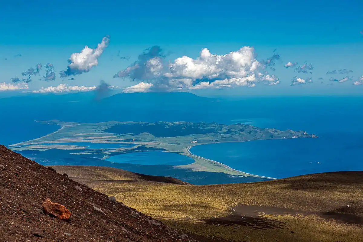 Три вулкана Курильских островов. Путешествие на другую планету (37/138)