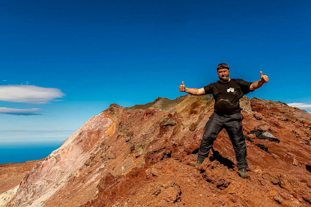 Три вулкана Курильских островов. Путешествие на другую планету (40/138)