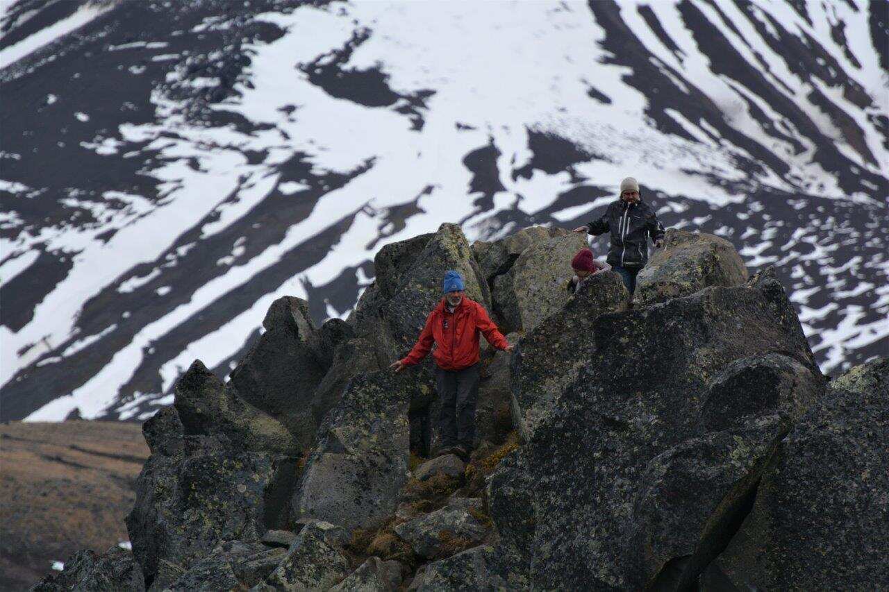 В гости к Вулканам, Авачинский перевал, экструзия «Верблюд» (5/17)