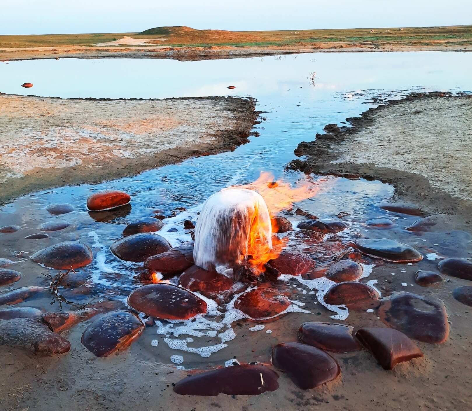 Калмыкия, тюльпанные поля, озеро Баскунчак и Золотая Элиста (5дн./5 ноч.) (2/51)