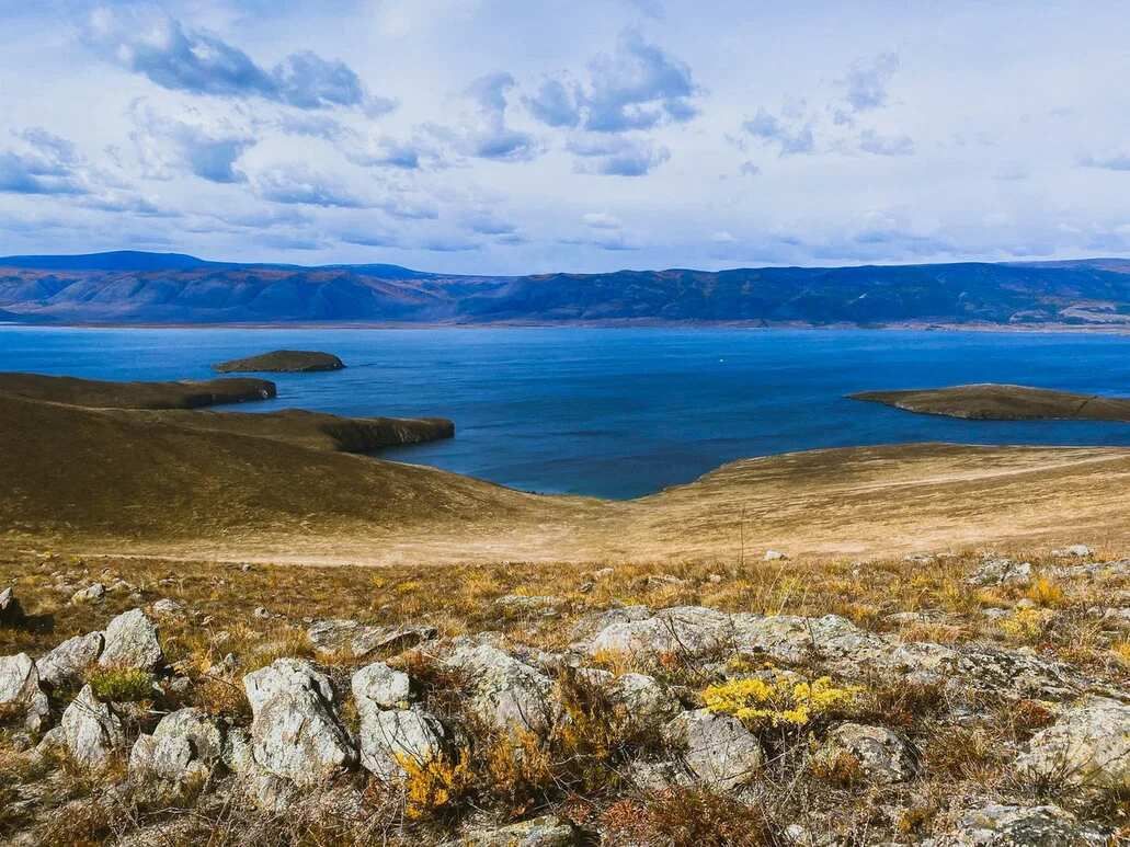 "Май на Байкале"