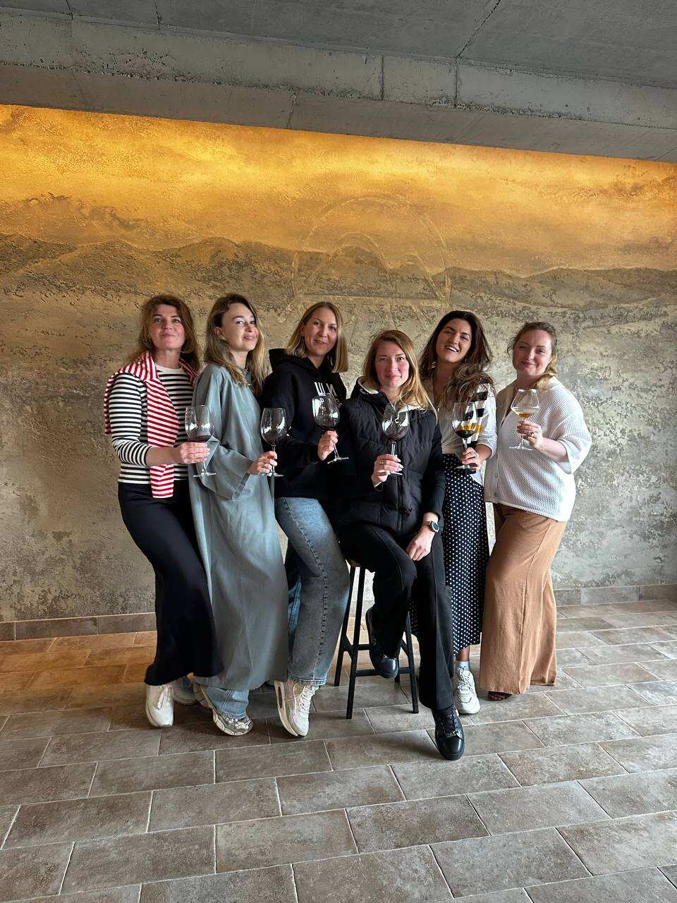 Девичник на Винодельнях: вино, яхта, жизнь у виноградников (18/45)