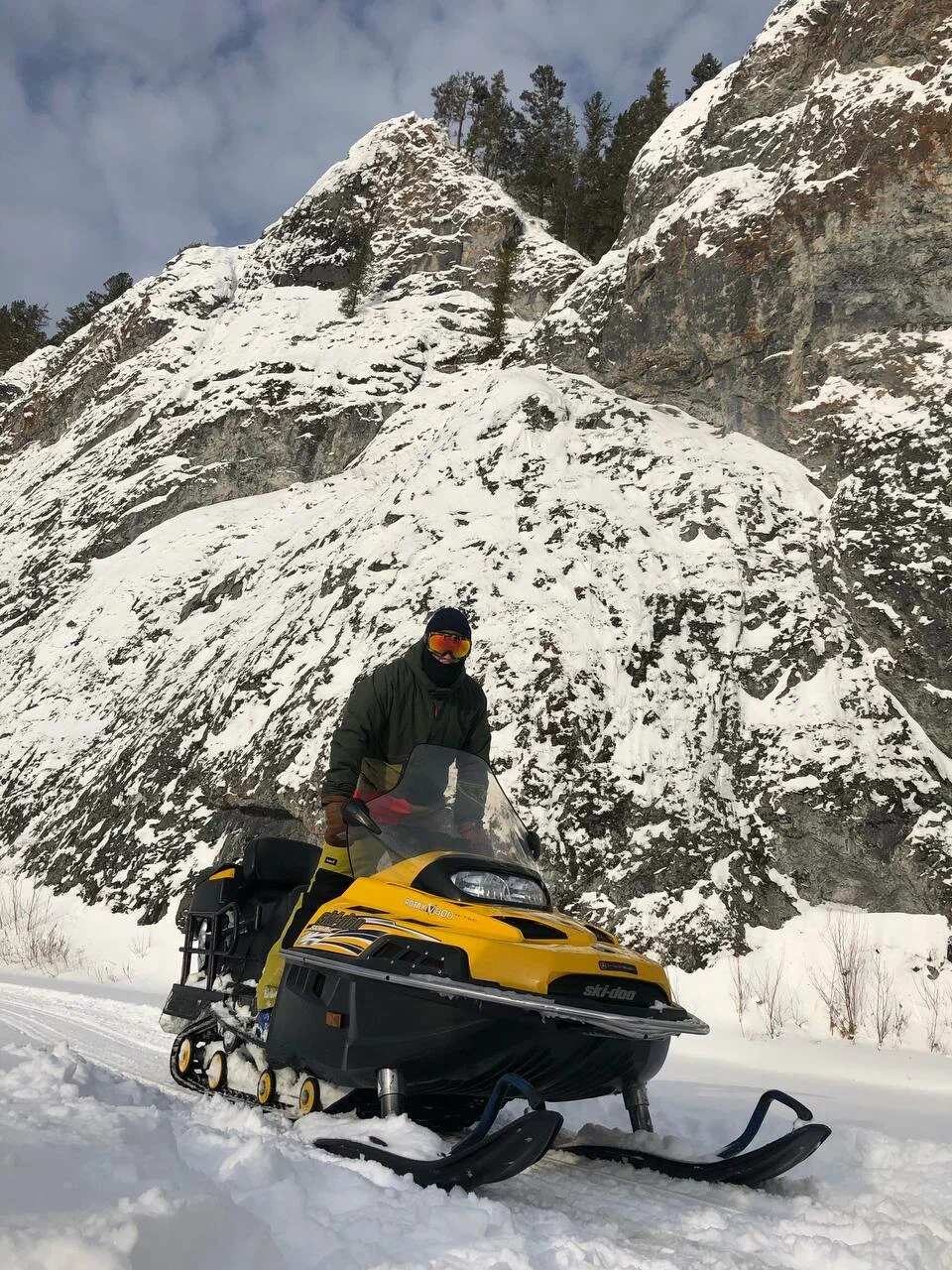 Тиндер тур в Шерегеш: в пещеры на снегоходах, фрирайд, парапланы (61/100)