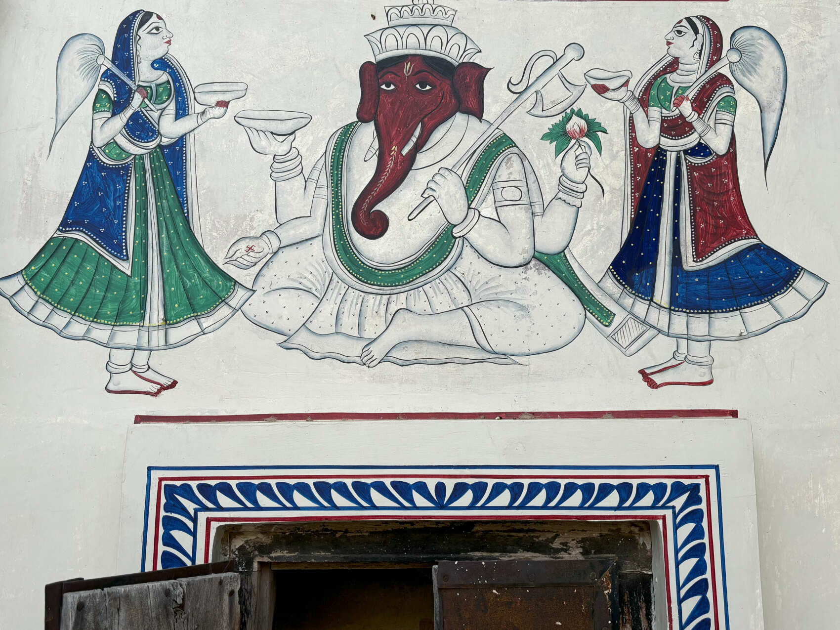 Экскурсия по фортам, дворцам и храмам Джайпура на машине (5/11)