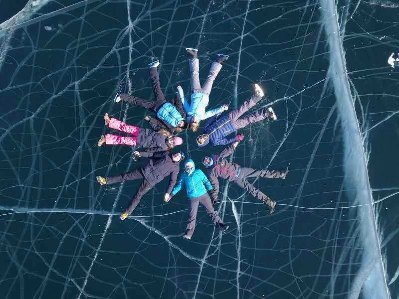 Лед Байкала за 4 дня. Горячее зимнее приключение. (2/26)