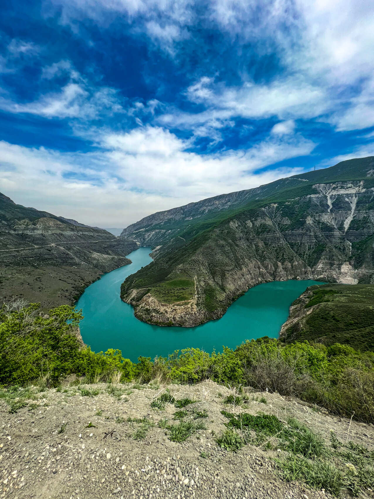 Горы и море