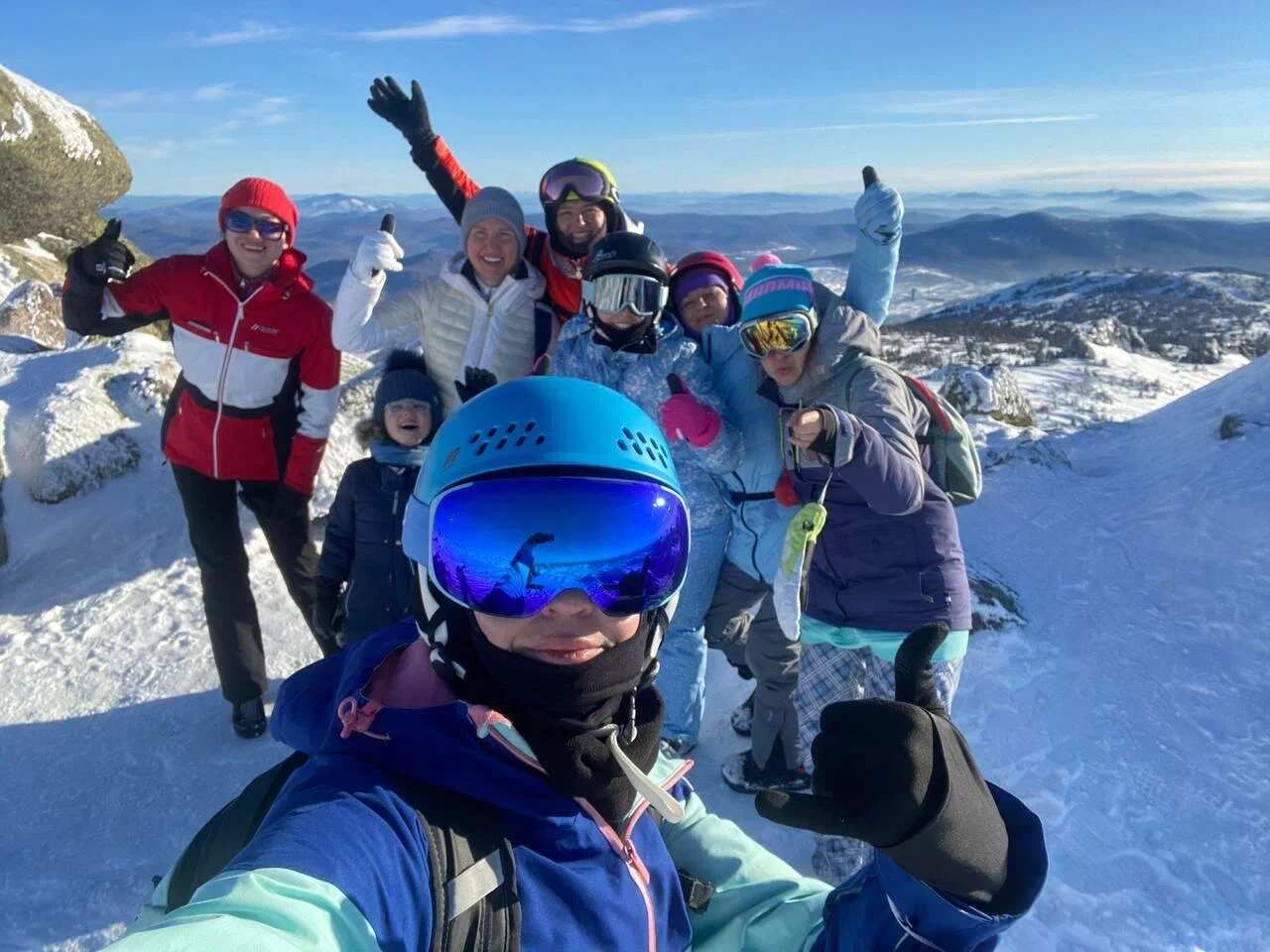 Тиндер тур в Шерегеш: в пещеры на снегоходах, фрирайд, парапланы (28/100)
