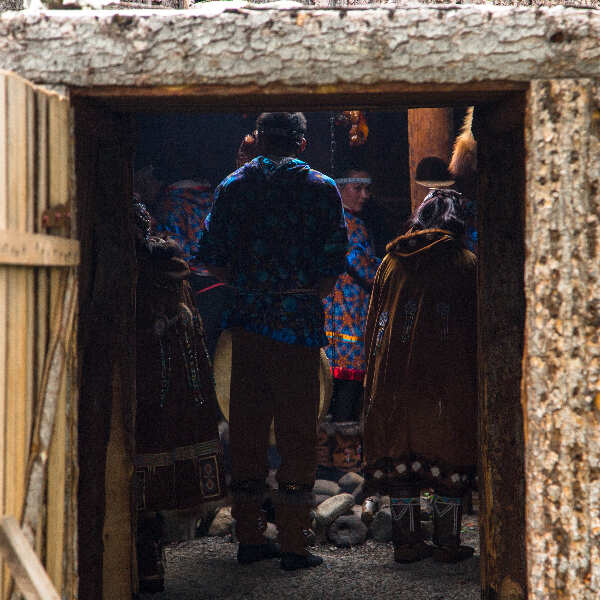 Джип-тур в Малую Долину Гейзеров, водопад Спокойный. Гастроэкскурсия Мифы о Юколе (10/17)