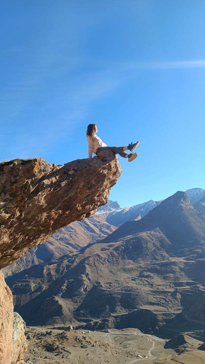 Язык тролля и голубые озера В.Балкарии (цена на машину)