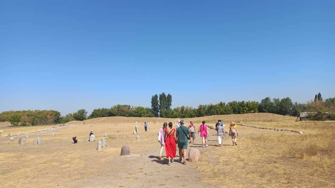 Древняя башня Бурана и каньоны Кок-Мойнок (6/25)