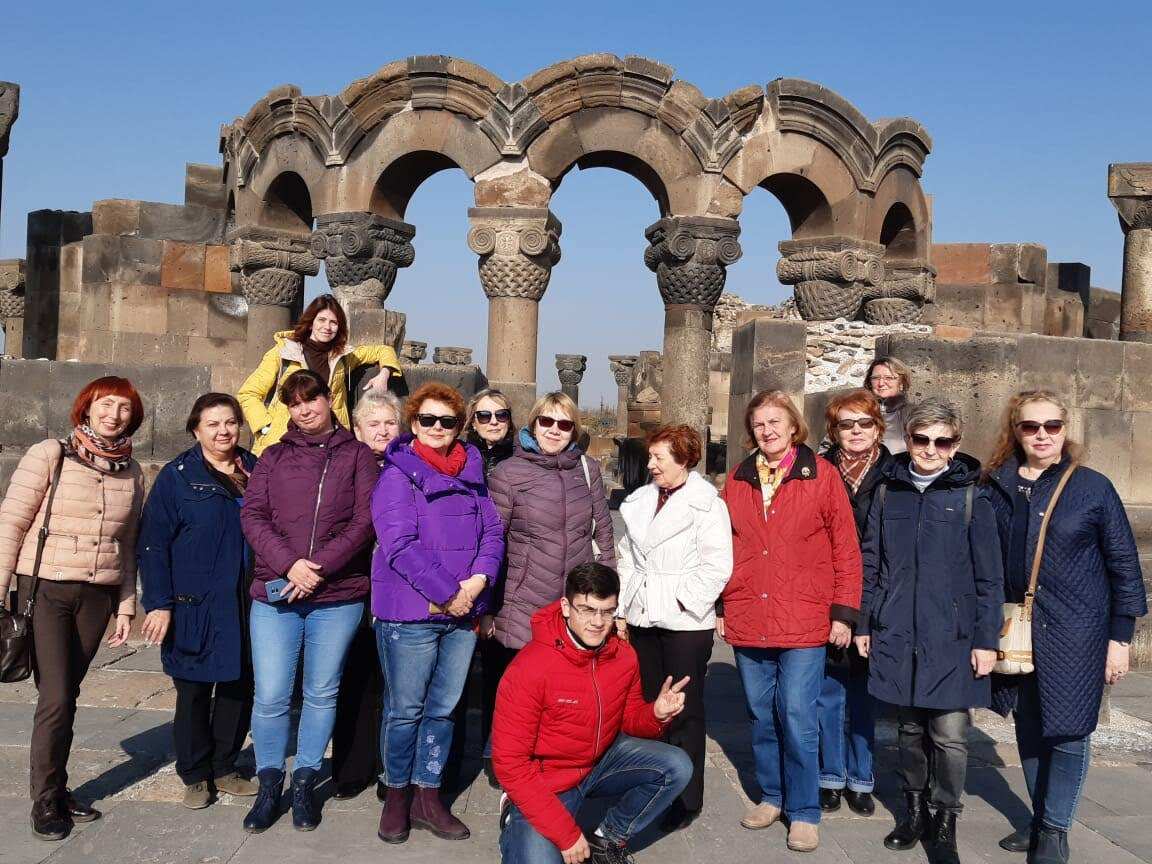 Экскурсия в Святой Эчмиадзин и храм Звартноц (14/18)