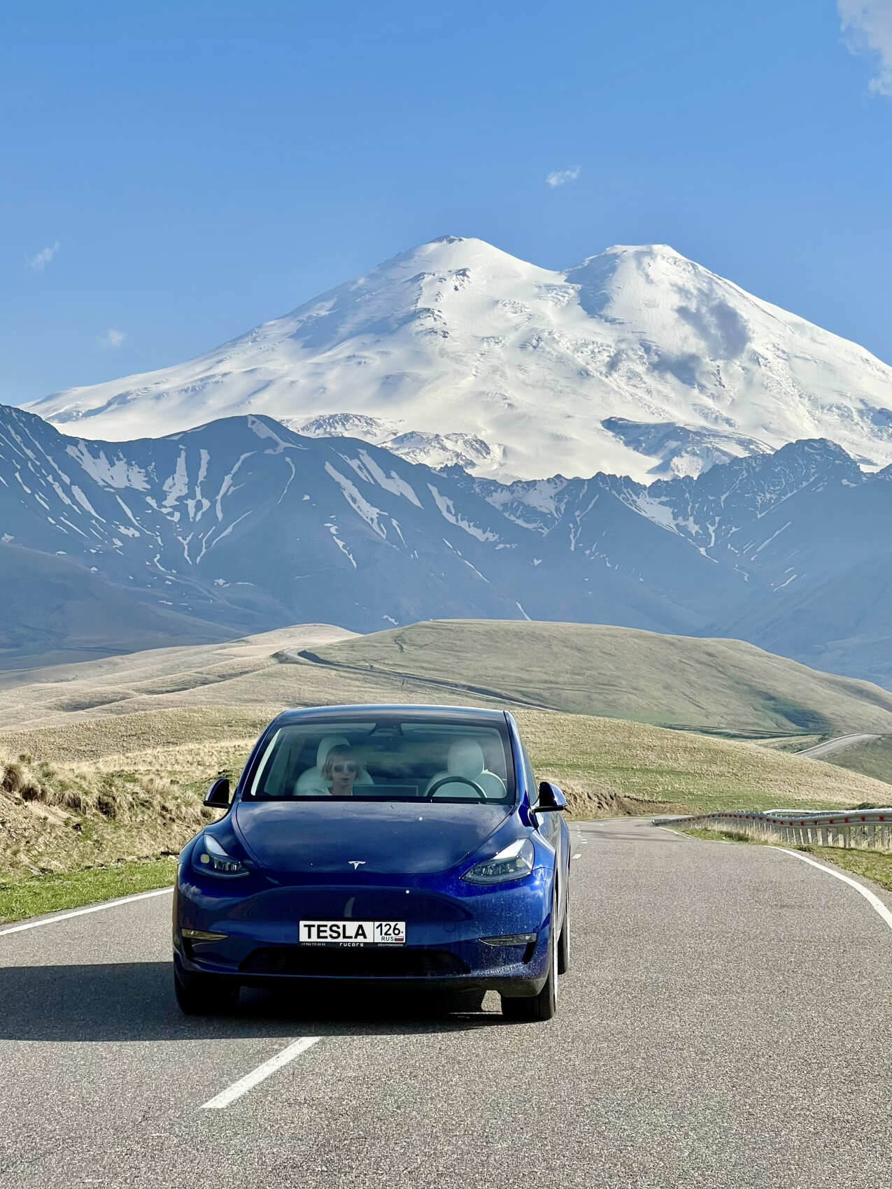 в Джилы-Су на Tesla!