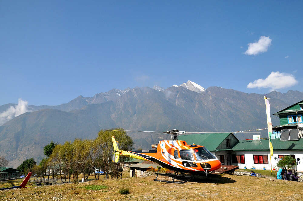 Вертолетный тур в базовый лагерь Эверест (4/7)