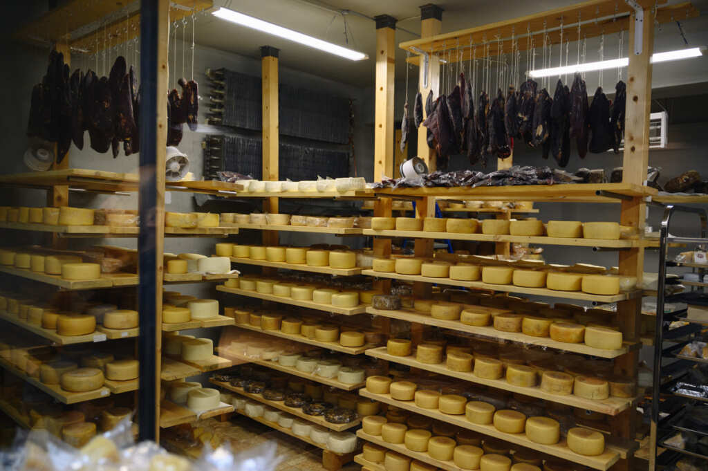 Армения: Мозаика Веков и Природы (18/40)