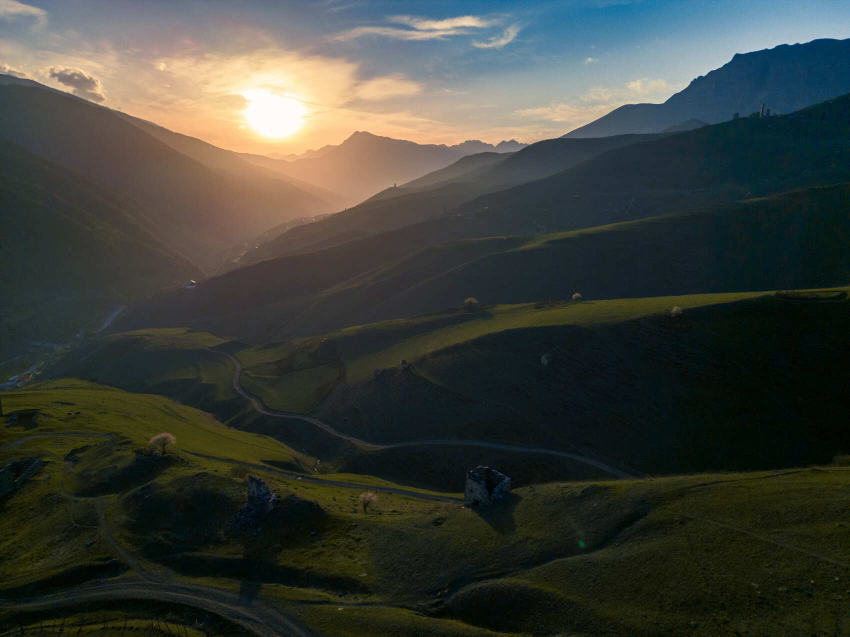 Самые красивые и безлюдные места Горной Ингушетии вместе с фотографом (2/40)