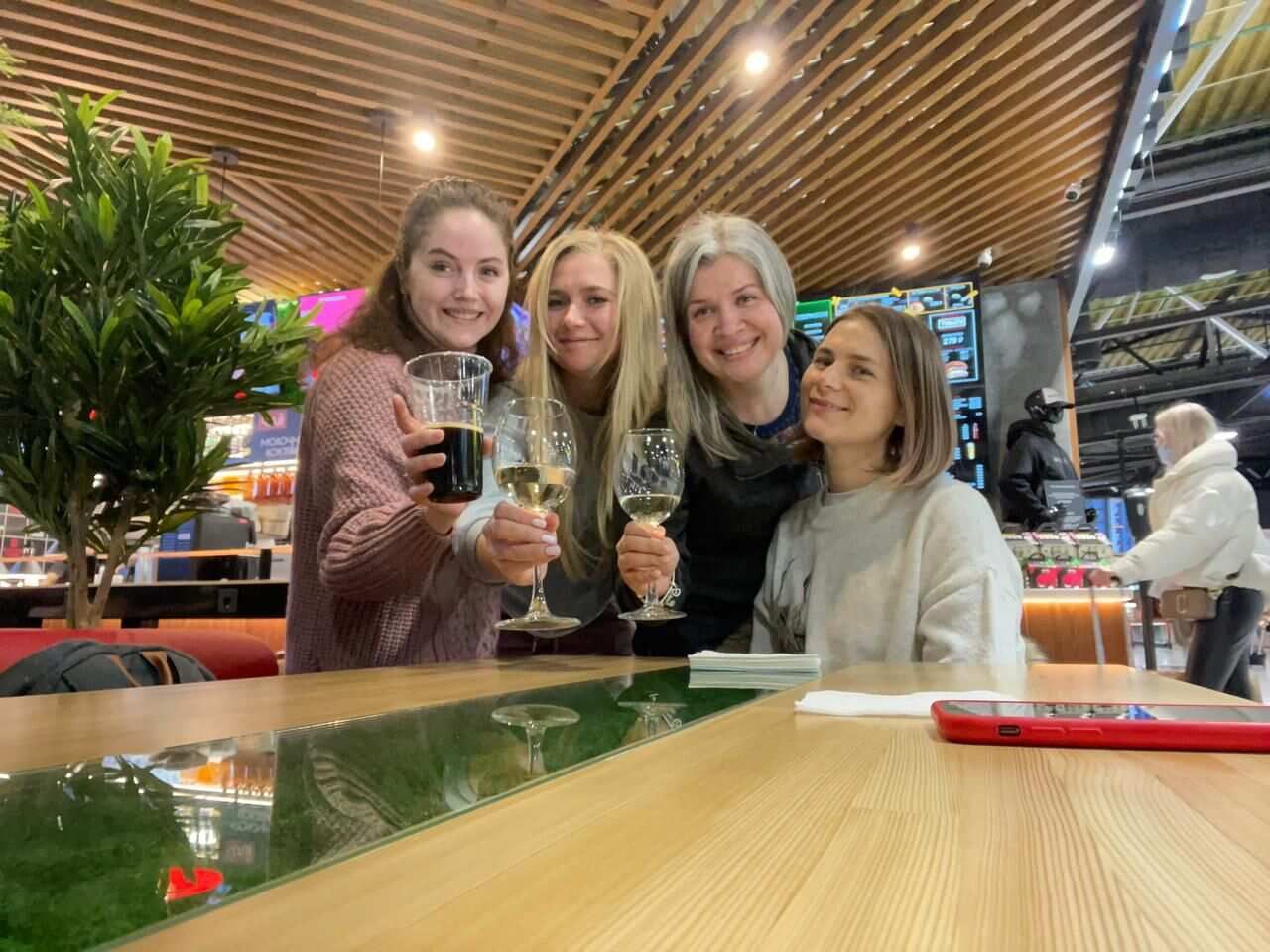 Тиндер тур в Шерегеш: в пещеры на снегоходах, фрирайд, парапланы (40/100)