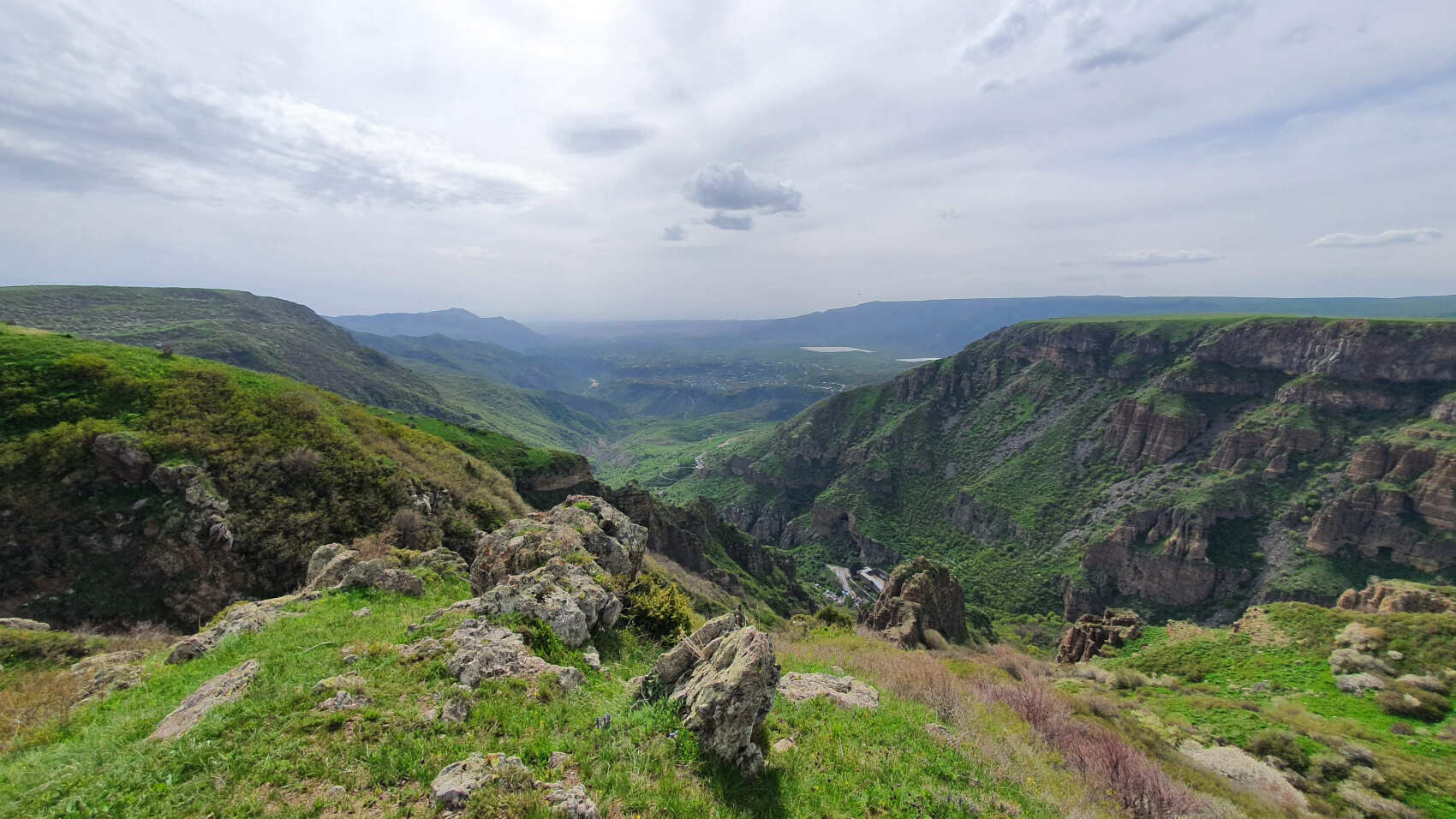Огненные горы Гегамского  Хребта - джипинг и восхождение на вулкан Аждаак (3597м) (27/34)