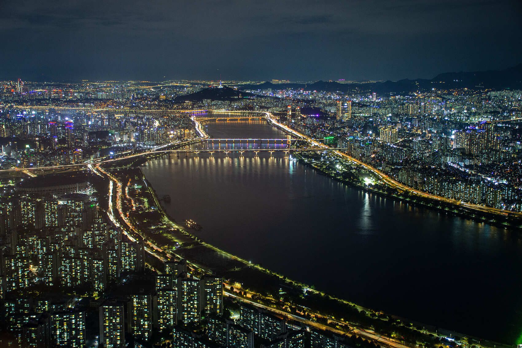 Южная Корея. Сакура в утренней свежести