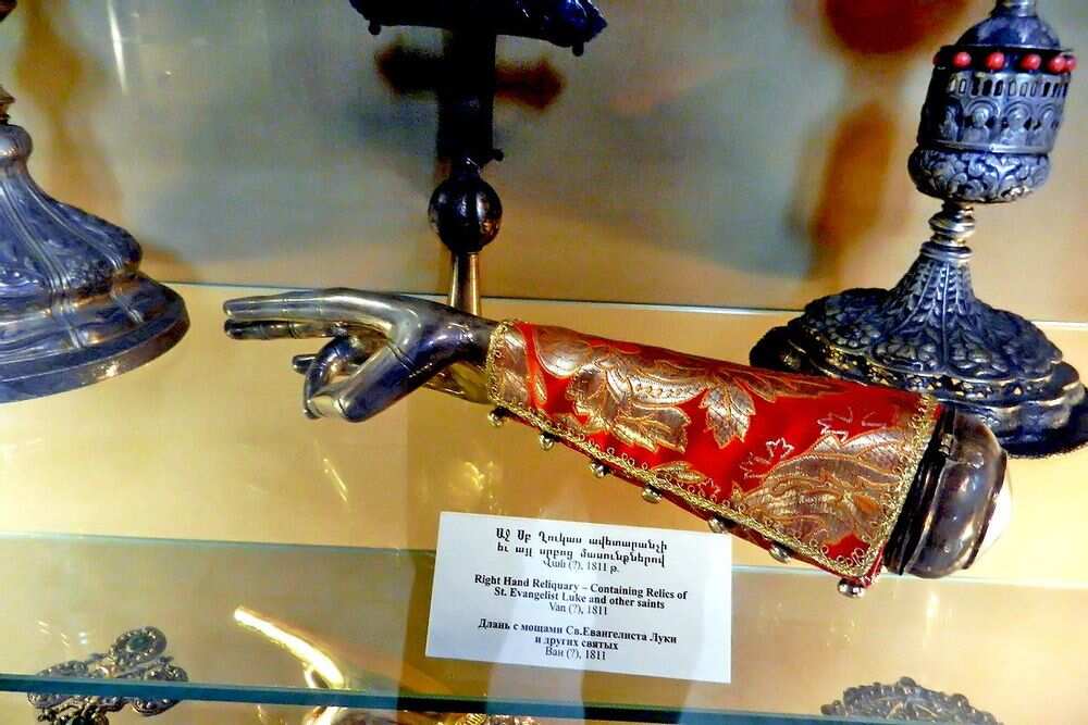 Экскурсия в Святой Эчмиадзин и храм Звартноц (6/18)