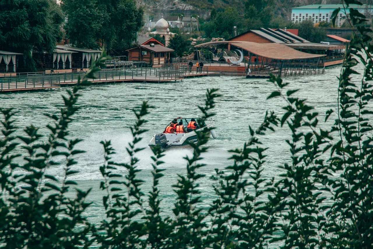 Однодневный тур Сулакский каньон с катанием по водохранилищу + Бархан Сарыкум (4/8)