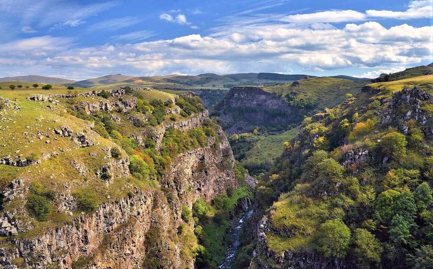 Индивидуальная экскурсия в Каньон Дашбаши (Цалка) - МАСТ ХЭВ!  (2/7)