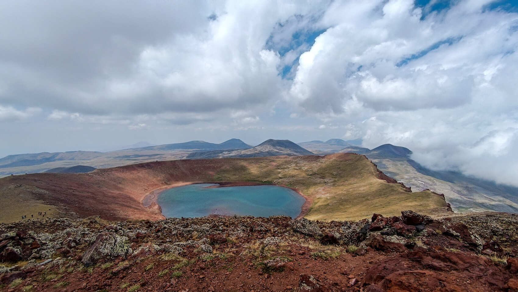 Огненные горы Гегамского  Хребта - джипинг и восхождение на вулкан Аждаак (3597м) (19/34)
