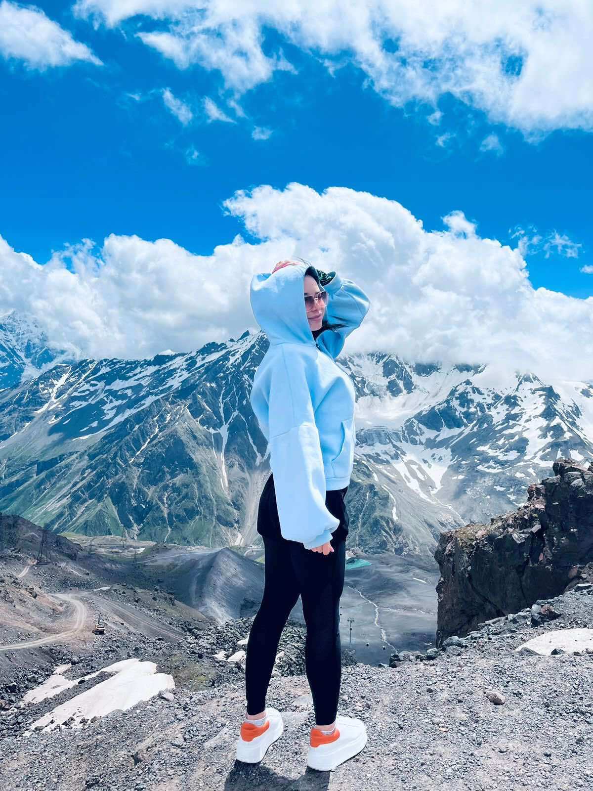 Двуглавый Эльбрус с другого ракурса (4/9)