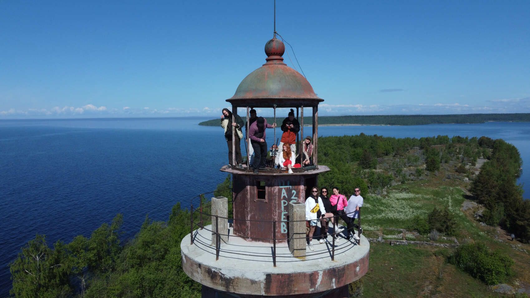 Нетуристическая Карелия и маяки