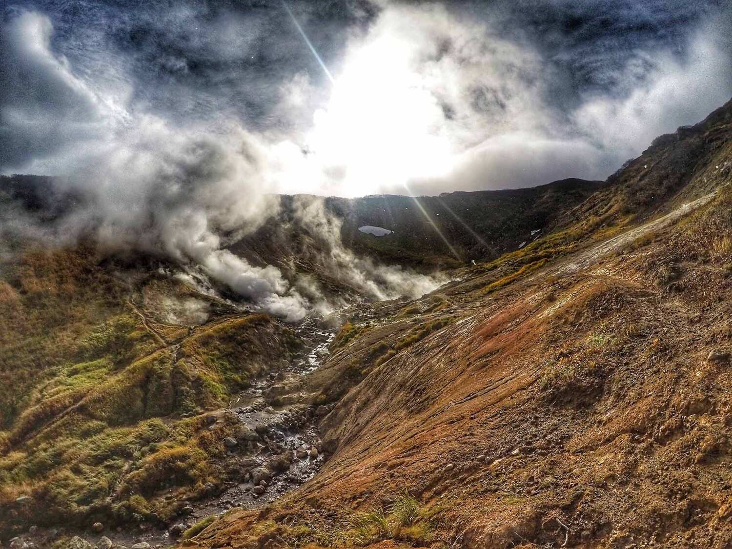 Дачные источники Мутновского вулкана Фумарольные поля активной зоны (3/8)