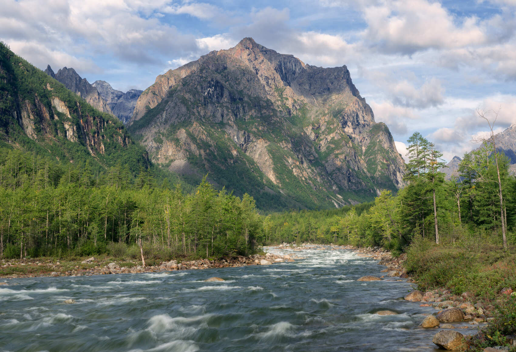 Забайкалье. Чарские пески и горы Кодар (16/43)