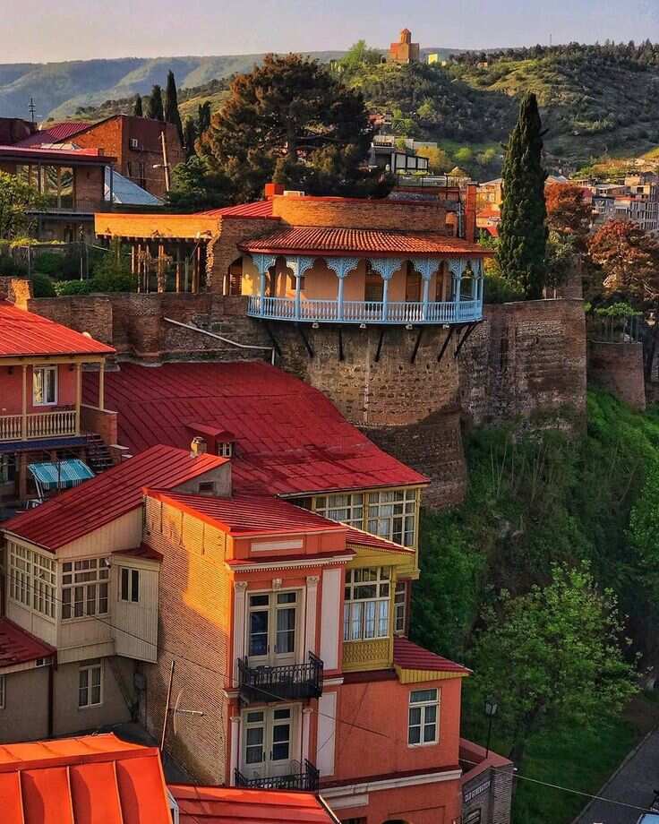 Легенды Кавказа: от осетинских гор до грузинских вин (18/39)