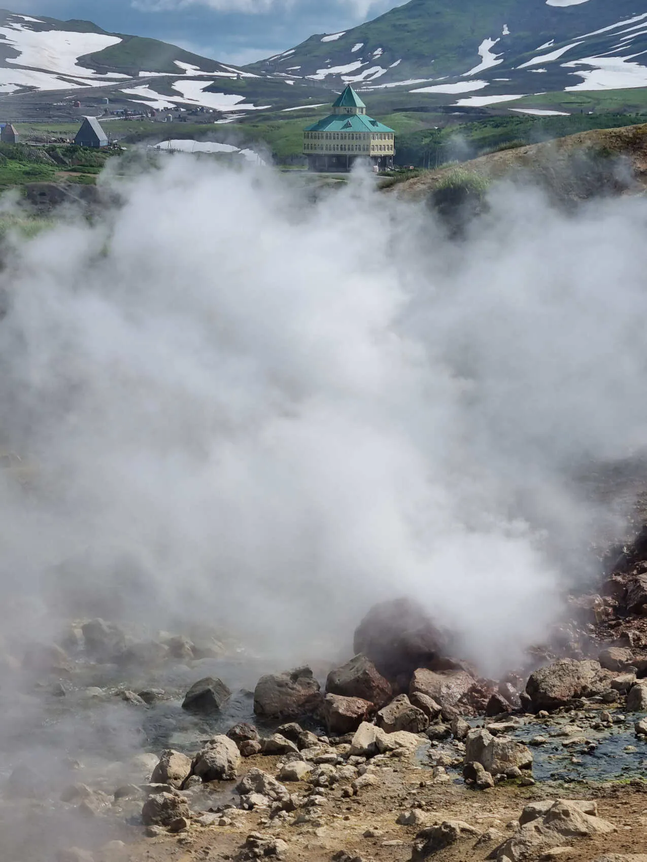 Джип тур Вулкан Мутновский, Каньон Опасный, Минидолина Гейзеров Дачные источники (17/17)