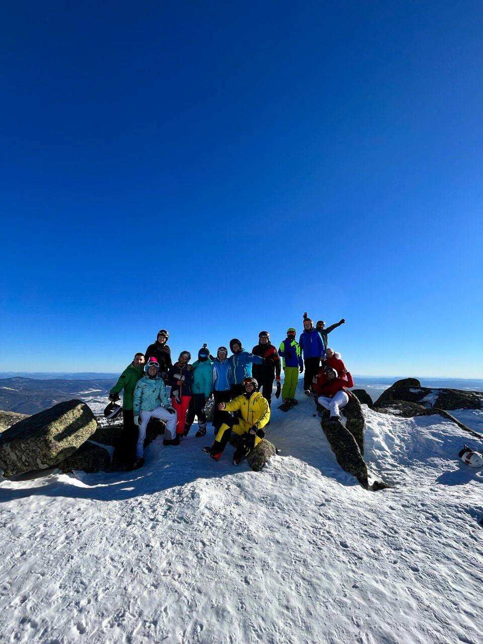 Тиндер тур в Шерегеш: в пещеры на снегоходах, фрирайд, парапланы (48/100)