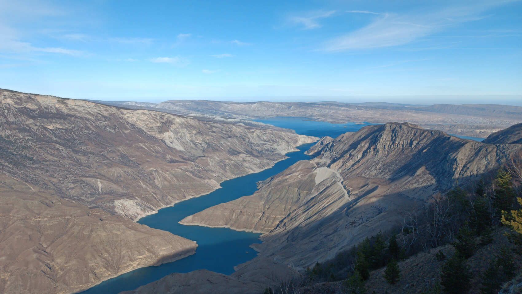 Сулакский каньон с Каранайских высот.
