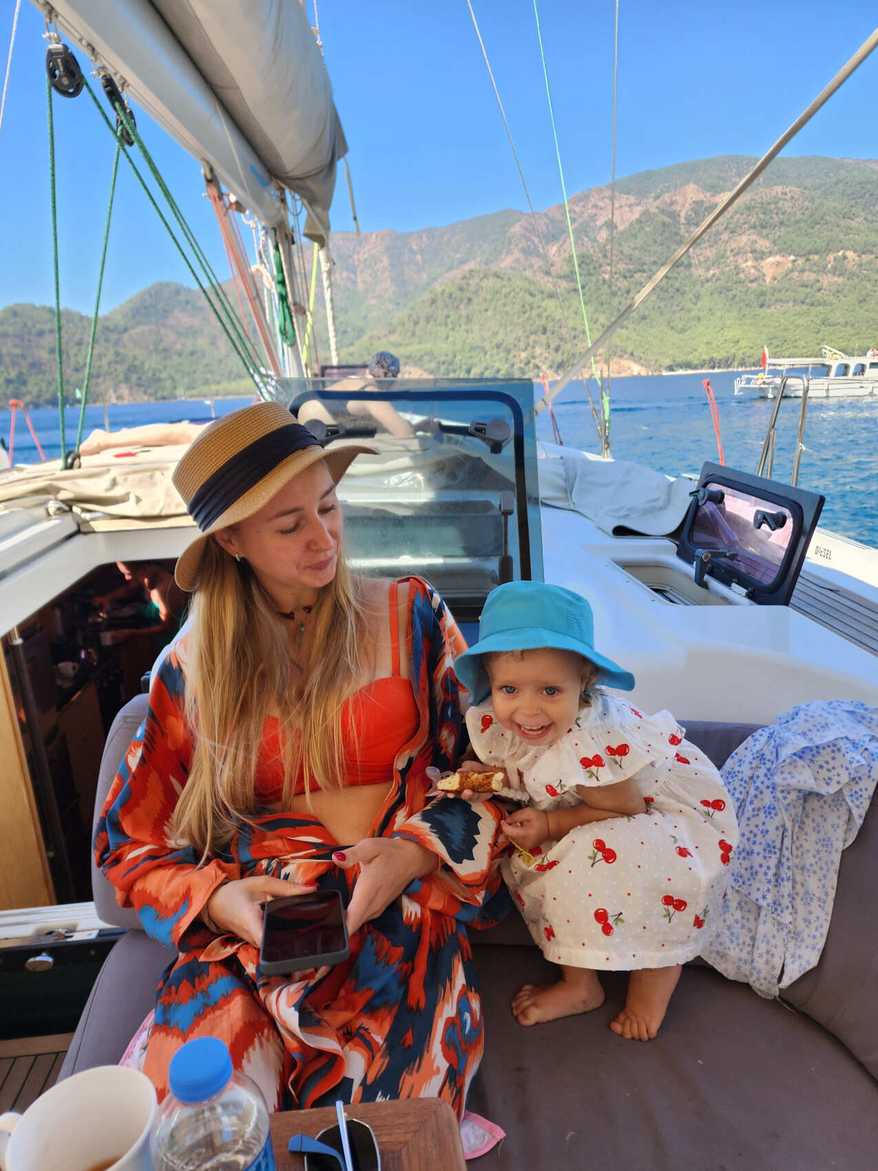 Морские тайны: увлекательные семейные приключения на яхте! (на Баварии из Финике) (7/44)