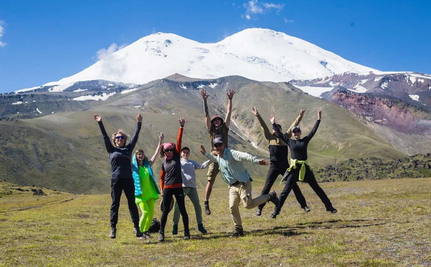 К подножию Эльбруса. Треккинг по самым красивым местам. (2/40)