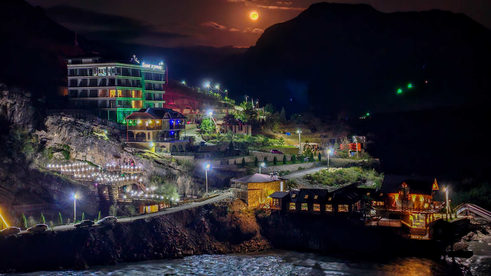 Дагестан. Горная любовь (3/108)