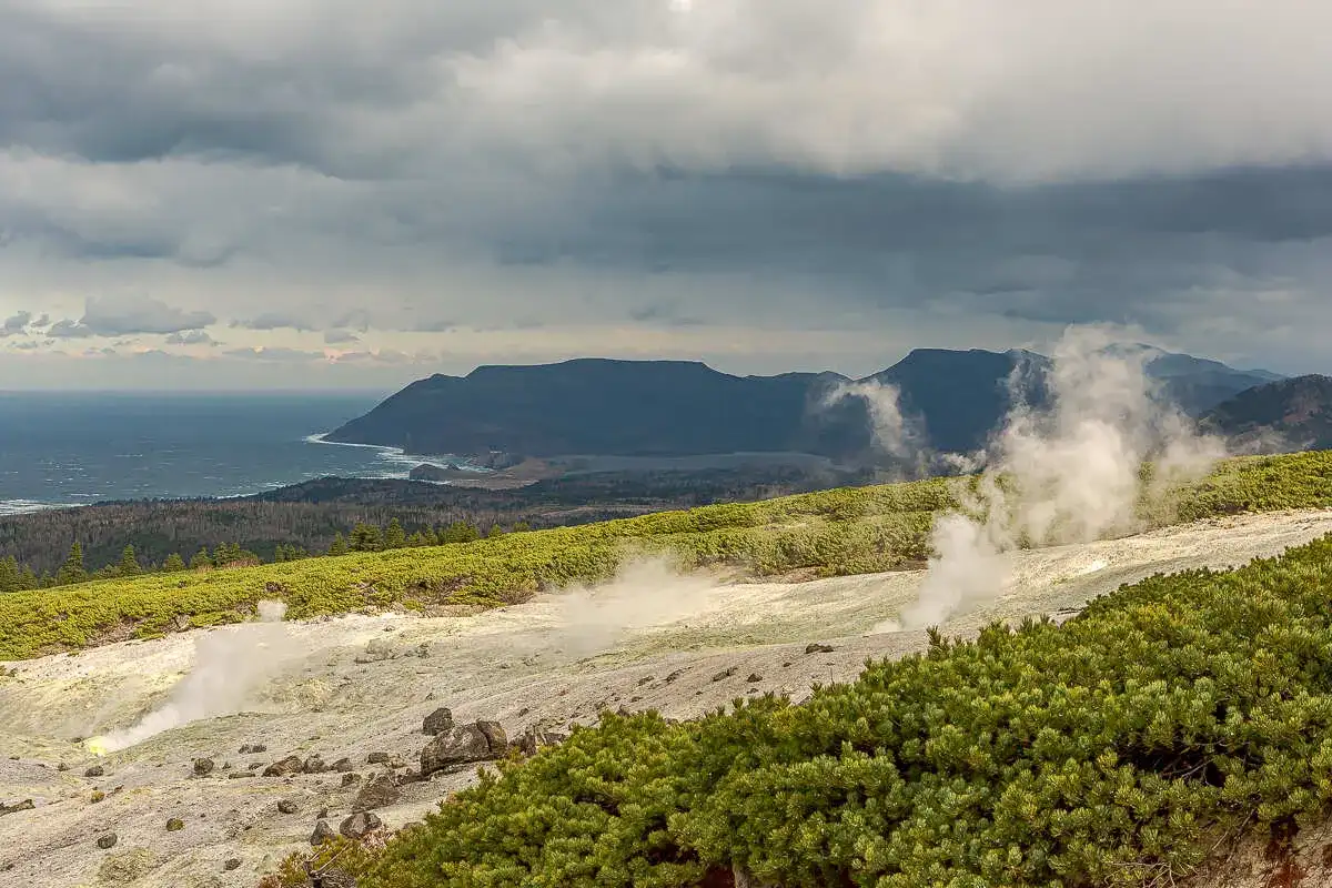 Три вулкана Курильских островов. Путешествие на другую планету (14/138)