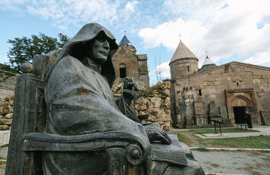 Экскурсия к озеру Севану и монастырям Агарцин и Гошаванк (16/18)