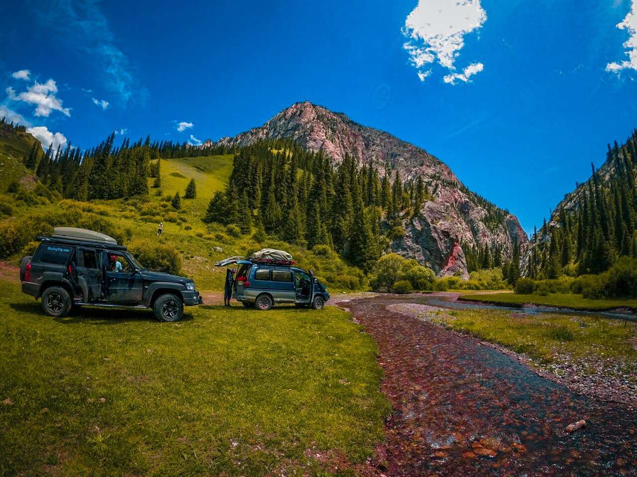 ВНЕ ПОПУЛЯРНЫХ МАРШРУТОВ (2/59)