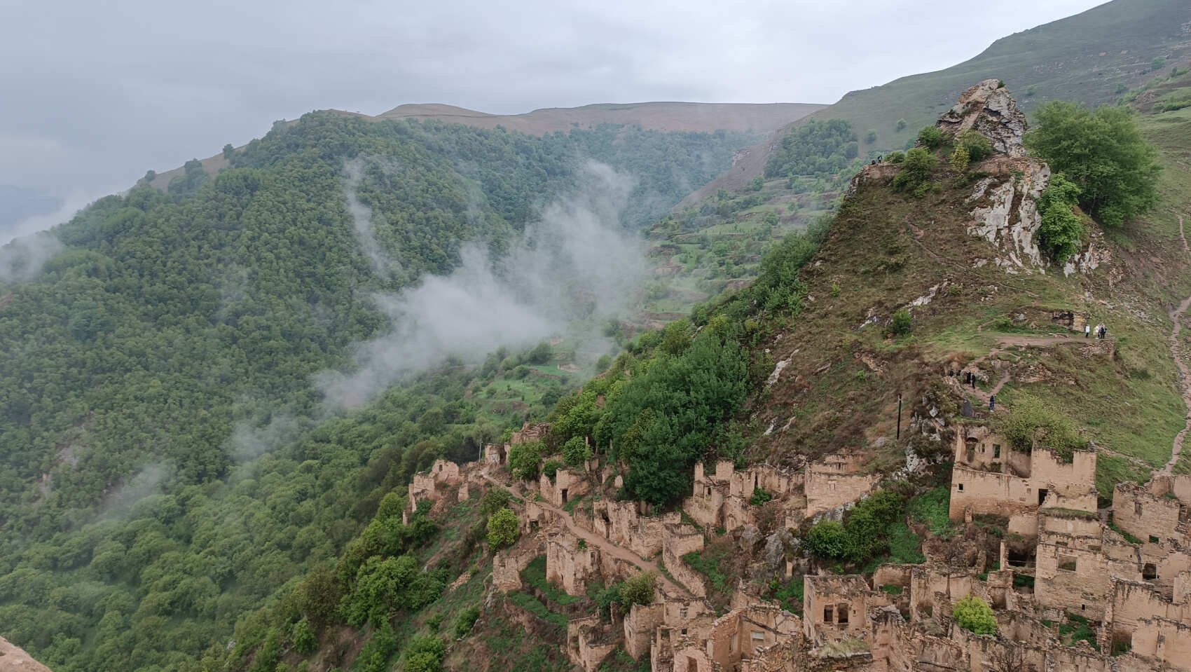 Кубачи- аул мастеров и  Кала Корейш. (8/9)
