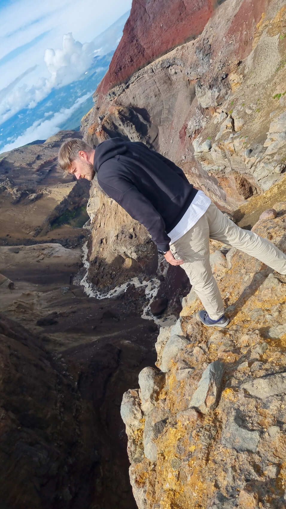 Джип тур Вулкан Мутновский, Каньон Опасный, Минидолина Гейзеров Дачные источники (12/17)