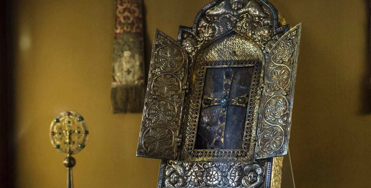 Экскурсия в Святой Эчмиадзин и храм Звартноц (4/18)