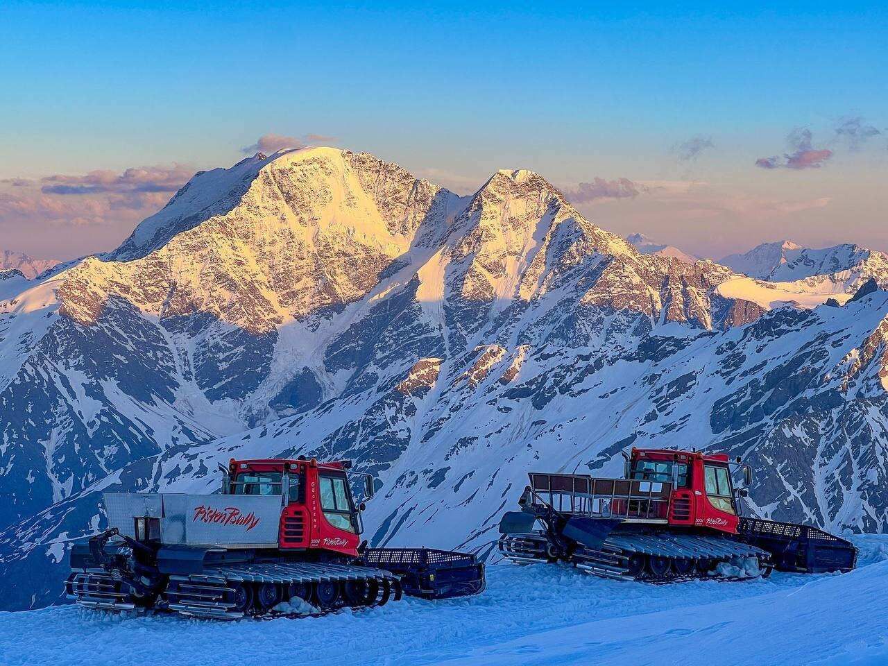 Эльбрус, ущелье Адыр-Су, Гижгит и Поляна нарзанов (3/10)