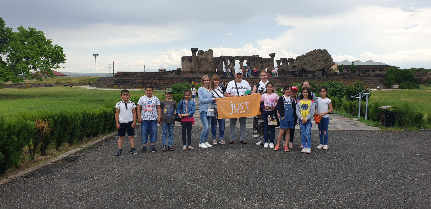 Эчмиадзин   Музей Сокровища Эчмиадзина  Руины храма Звартноц (6/7)