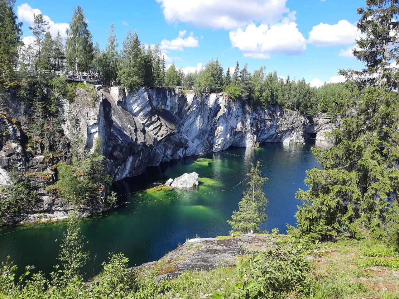 Мрамор и водопады - горный парк Рускеала и его окрестности (1 день, Даты Любые!) (12/17)