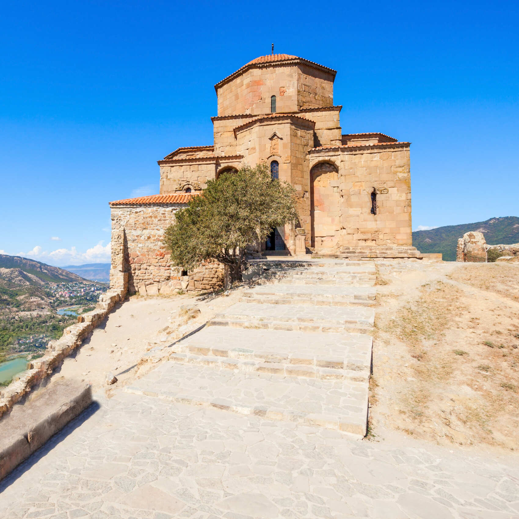 Грузия на майские: горы и вино (3/18)