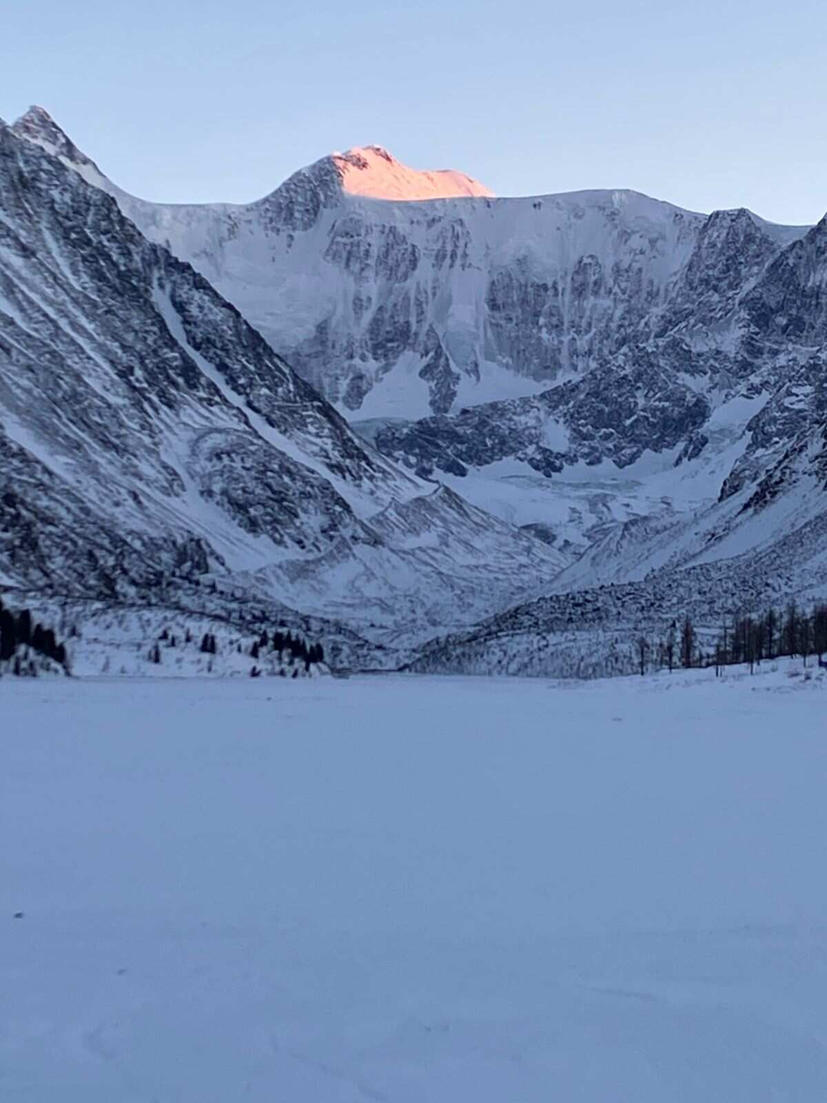К подножию Белухи на снегоходах (комфорт) (21/31)