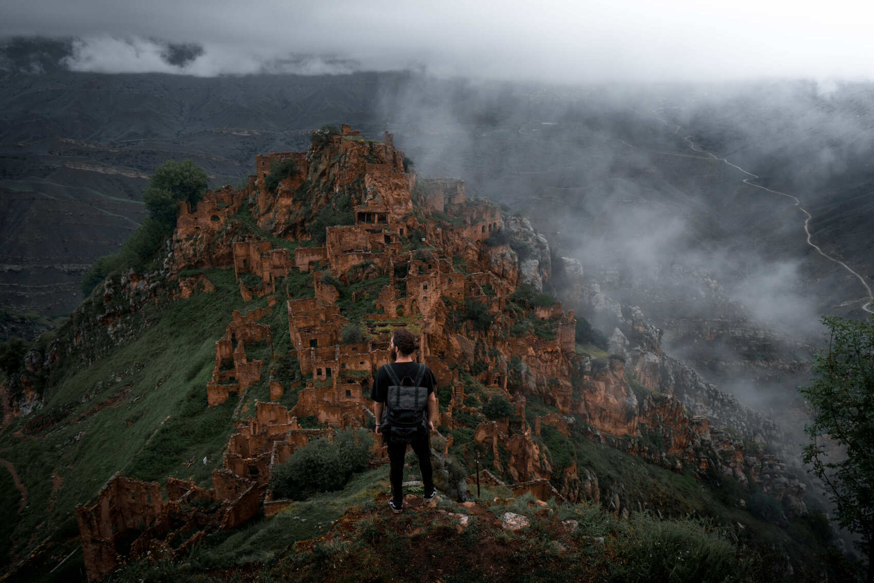 3 чуда Дагестана - аул Гамсутль, аул Чох и Гуниб - место с большой историей (9/9)